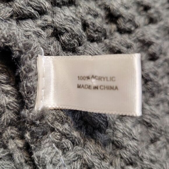 Gray Faux Fur Trimmed Scarf Shoulder Warmer Shaw Chunky Knit Fringe Poncho - Picture 9 of 9